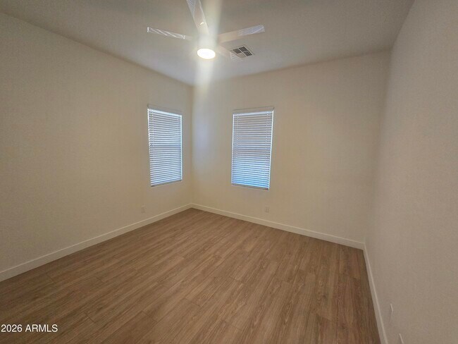 Building Photo - 20849 W Werner Pl