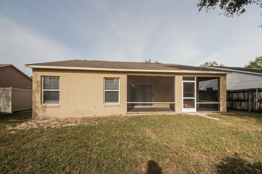 Building Photo - 17104 Cypresswood Way