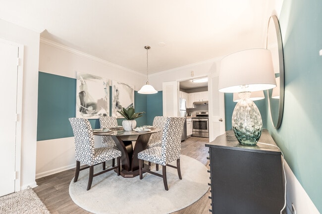 Building Photo - Post + Wander Apartments