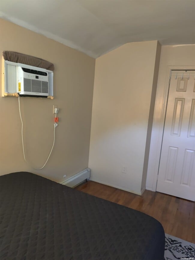 17618 Brinkerhoff Ave 17618 Brinkerhoff Ave Queens NY 11433