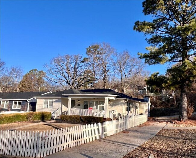 Building Photo - 436 E Prospect St