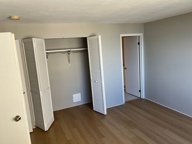 Building Photo - 376 Ocean Ave