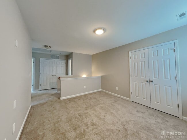 Building Photo - 2820 Wild Poplar Way