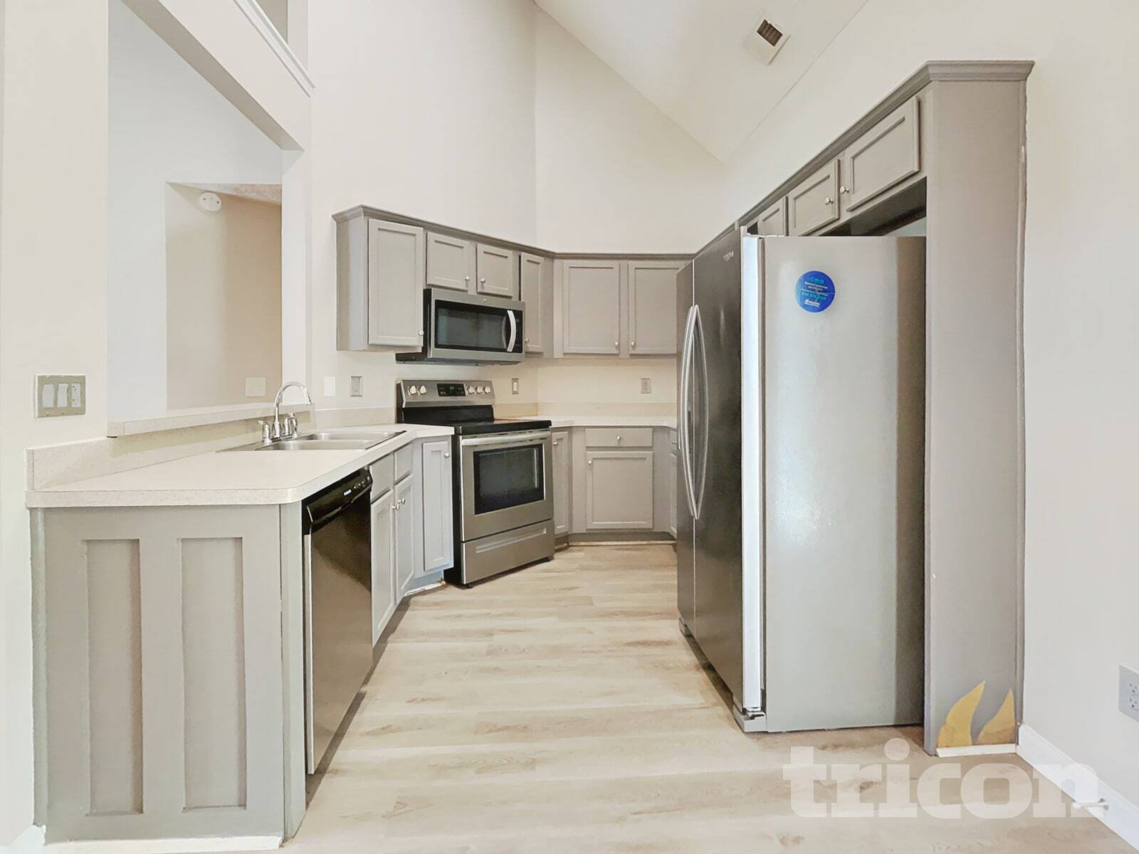 Building Photo - 32 Mountain View Dr