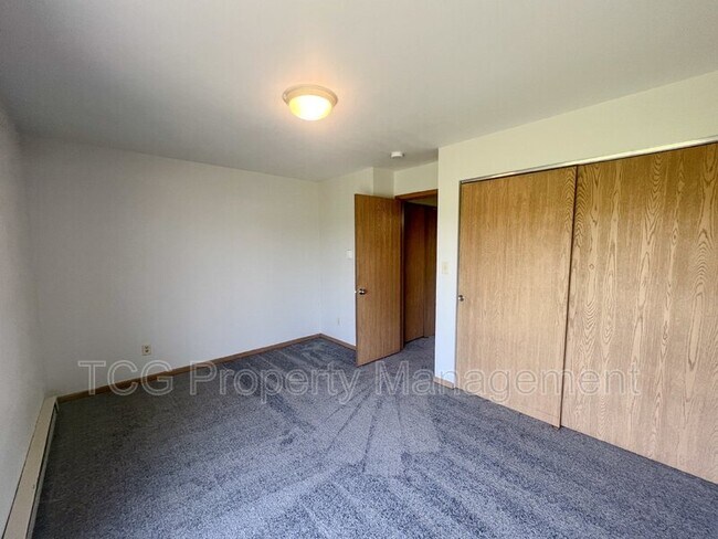 Building Photo - 1103 Carrie Ln