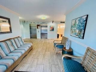 Building Photo - 3150 N Palm Aire Dr