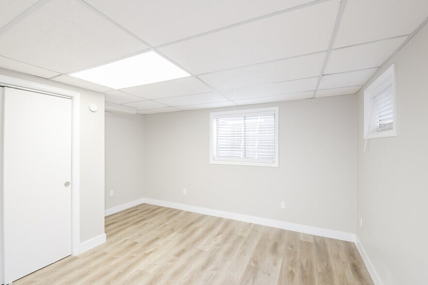 Building Photo - 8780 W Quarto Cir