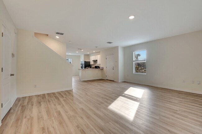 Building Photo - 1624 Primo Ct