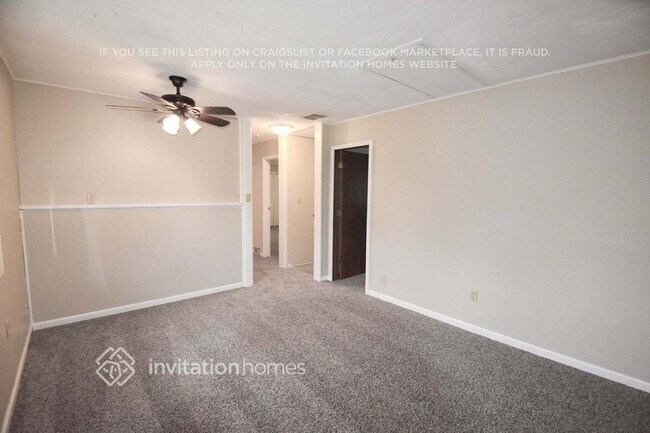 Building Photo - 307 Poplar Ave