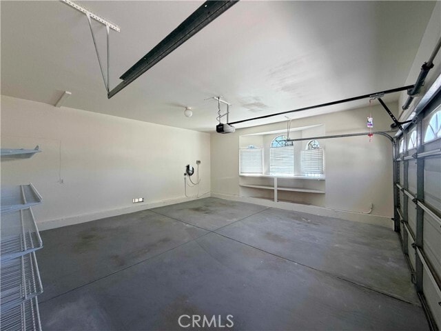 Building Photo - 5618 Encinita Ave