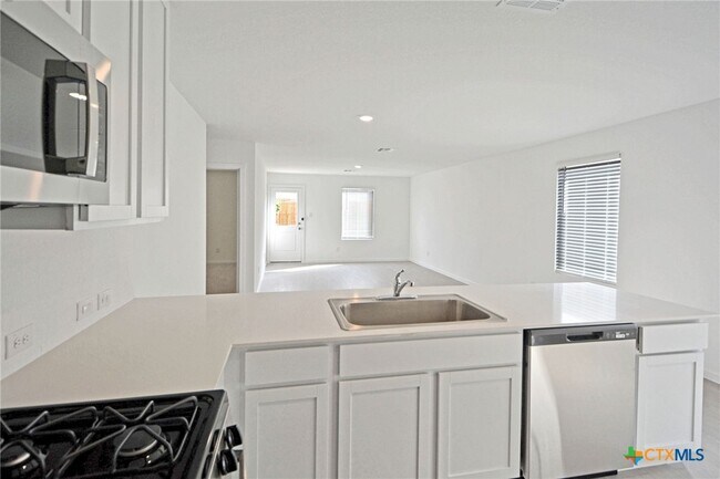 Building Photo - 11519 Field Briar