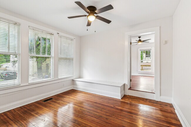 Building Photo - 2506 State St