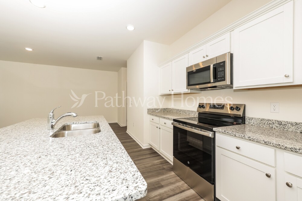 Building Photo - 1074 Large Poppy Dr