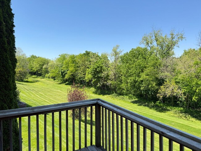 Building Photo - Beautiful 3-Bedroom Home in Penn Manor School District - Finished basement!