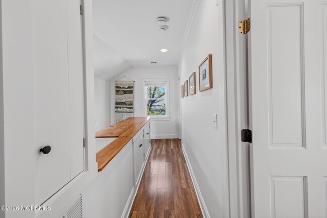 Building Photo - 403 Sewall Ave