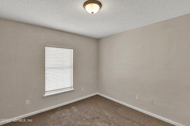 Building Photo - 14422 Christen Dr S