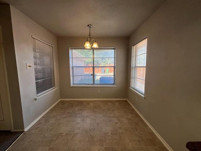 Building Photo - 4011 Ridgebrook Dr