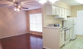 Building Photo - 6200 Ranchester Dr