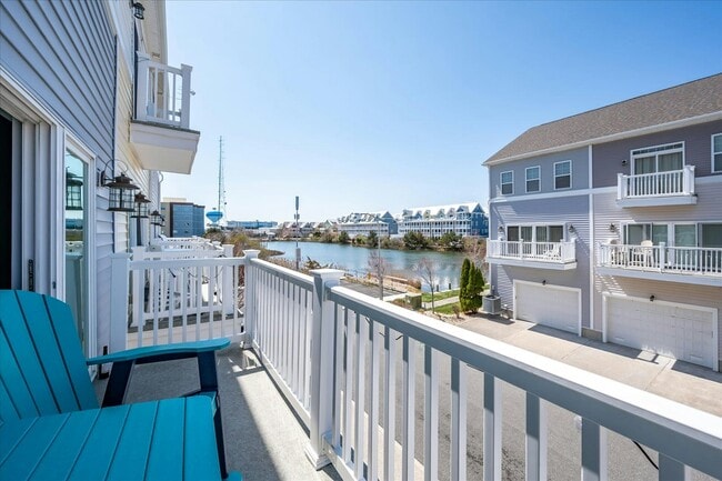 Building Photo - 114 69th St