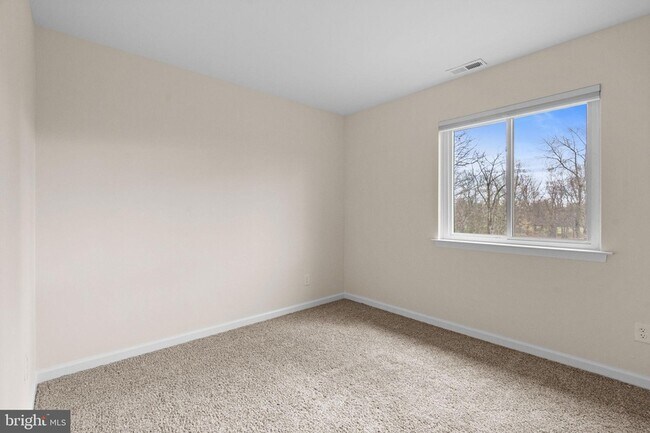 Building Photo - 408 Stockton Ct