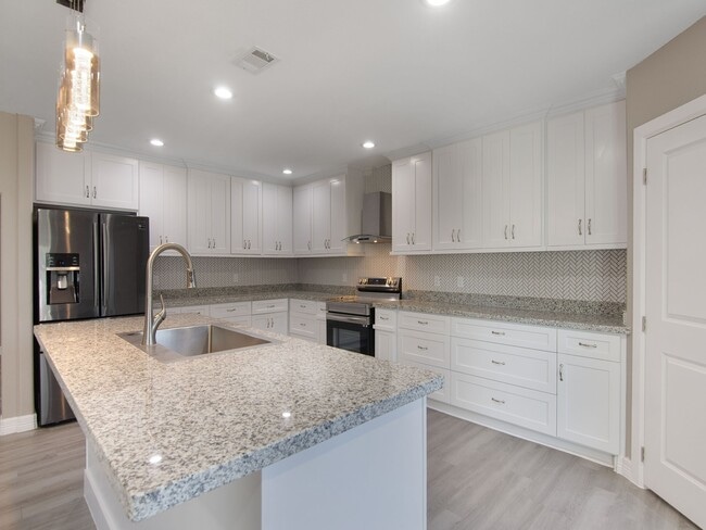 Building Photo - 51 Rd 5117