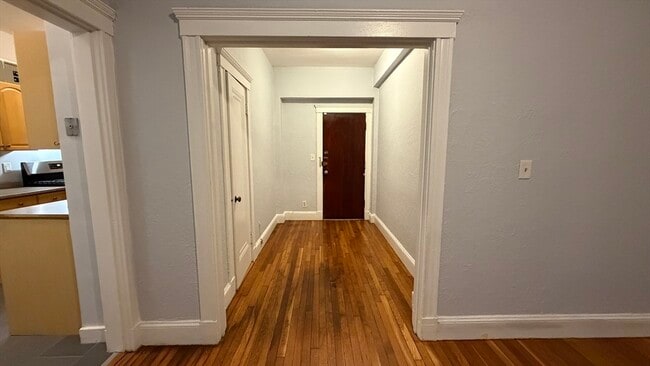 Building Photo - 1945 Commonwealth Ave