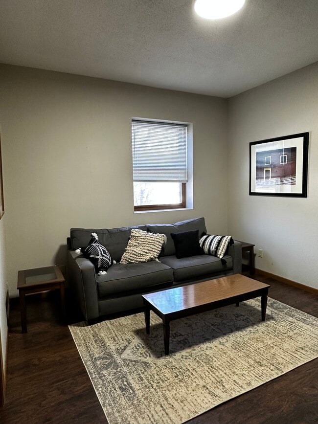 Building Photo - Whittier Apartments