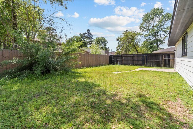 Building Photo - 5026 Fitzwater Dr