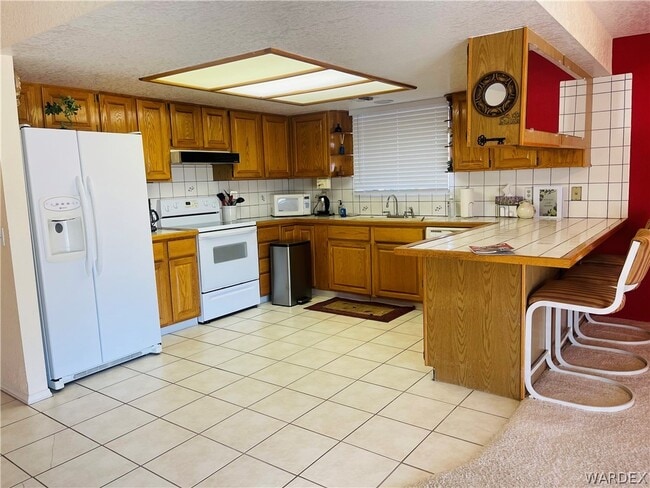 Building Photo - 2531 Country Club Dr