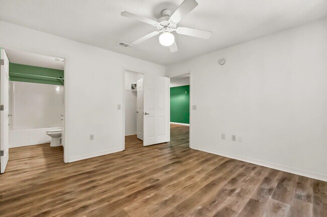 Building Photo - 4276 Calinda Ln