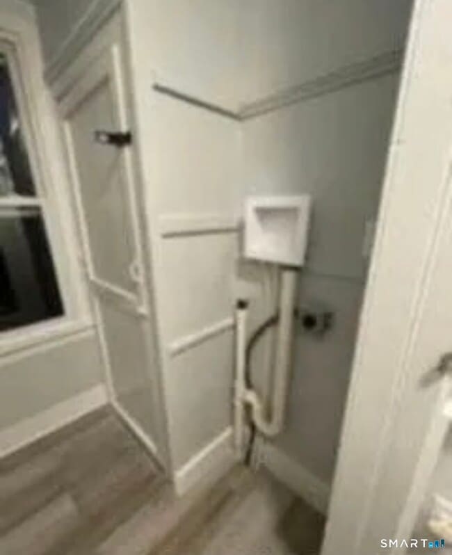 Building Photo - 6 Gilbert Ave