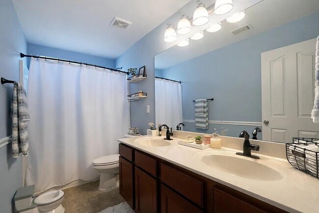 Building Photo - 116 Kelsey Glen Ln