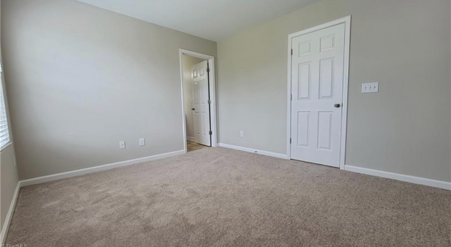 Building Photo - 33 Arbor Hl Pl