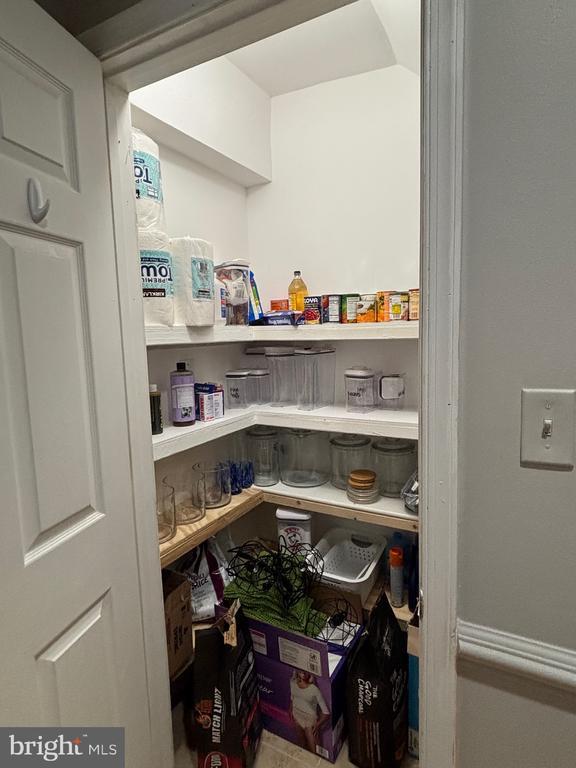 Building Photo - 8724 Hawkins Creamery Rd