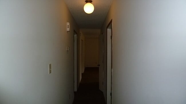 Building Photo - Cute home in the heart of Elizabeth City!