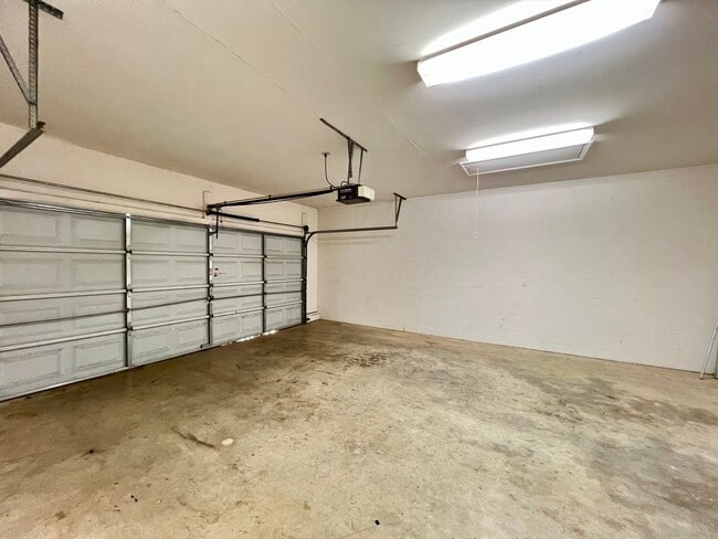 Building Photo - Beaver Creek 3 Bedroom/2 Bathroom Condo