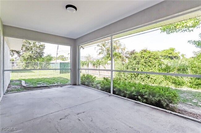 Building Photo - 5840 Regent Rd