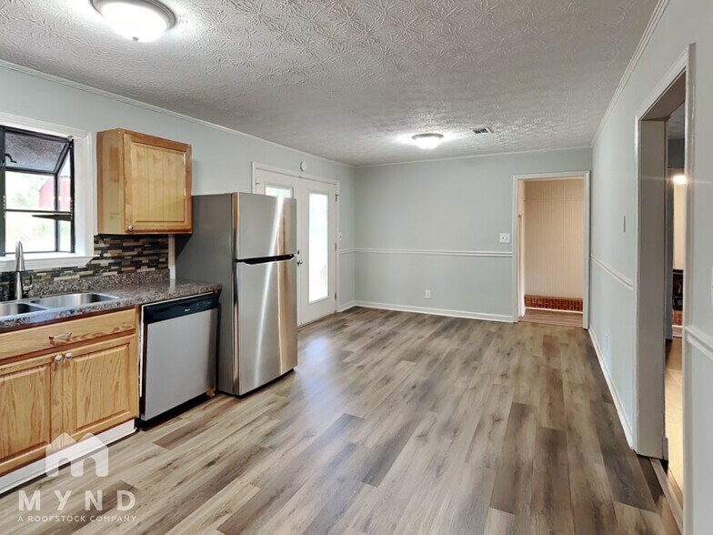 Building Photo - 7751 Lark Ct