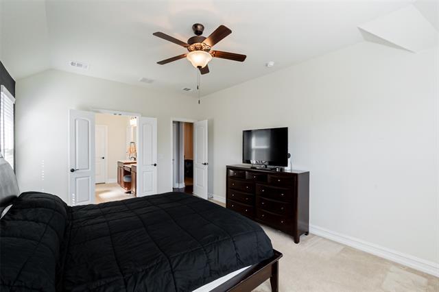Building Photo - 2507 Linwood Dr