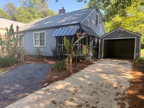 Building Photo - 3BR Normaltown Charmer