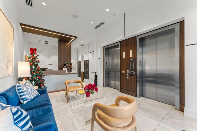 Building Photo - 2323 W Main St