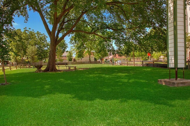 Building Photo - 1441 East St