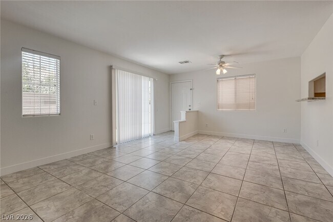 Building Photo - 5532 Cactus Thorn Ave