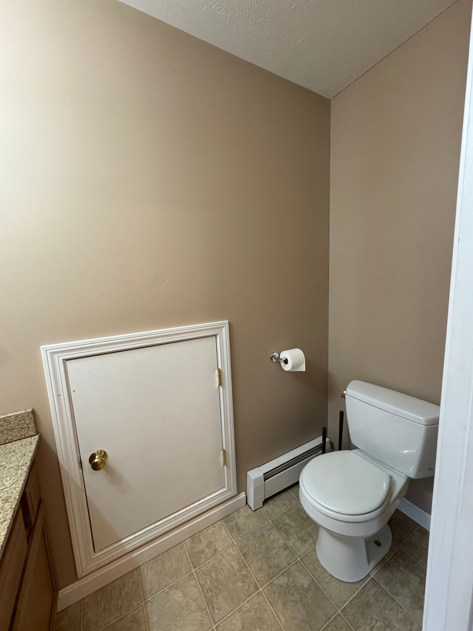 Building Photo - 123 Pearl St