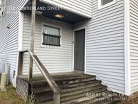 Building Photo - 1018 Cumberland St