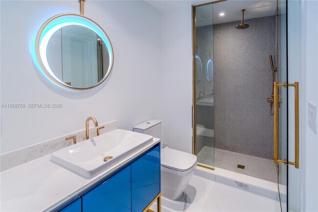 Building Photo - 2678 Tigertail Ave