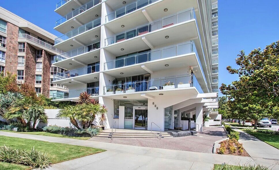 Building Photo - 535 Ocean Ave