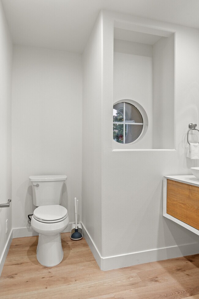 Building Photo - Gated Newport Coast 4BR w/ Pool Access