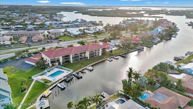 Building Photo - 300 S Banana River Blvd
