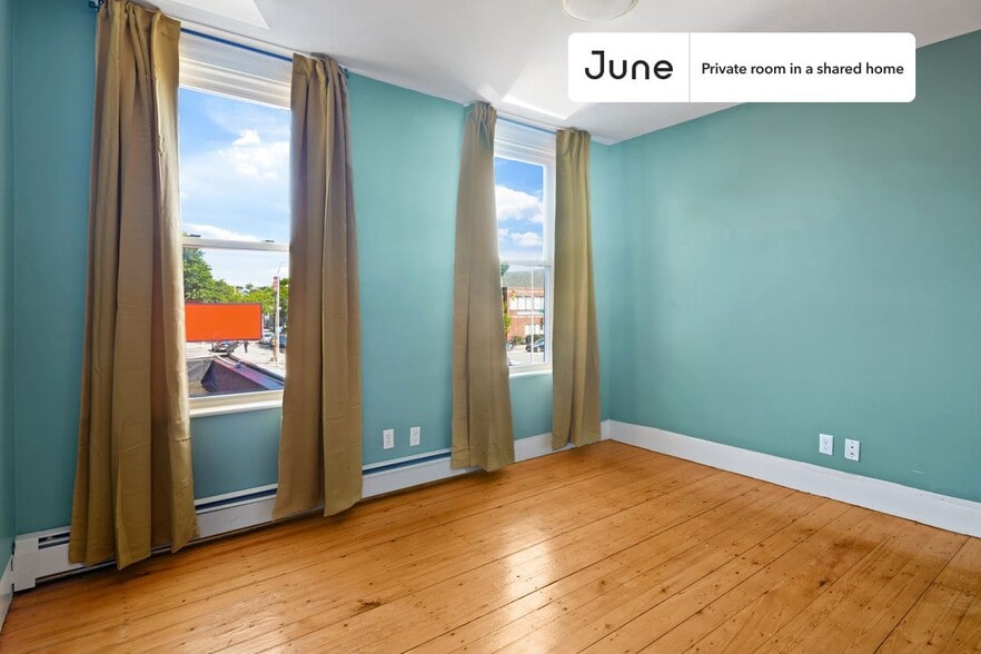 Primary Photo - Room in Shared 4 bed/2 bath home